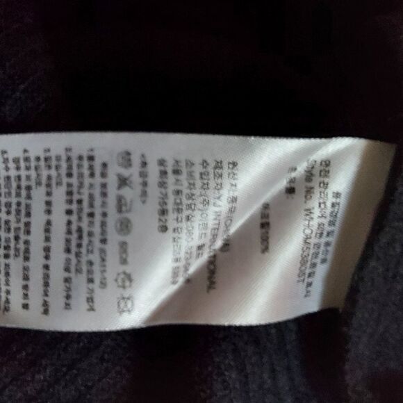 WHO.A.U DRESS - Picture 9 of 9